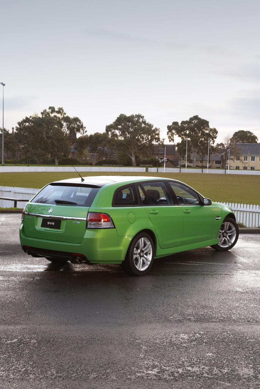  Holden Commodore VE SV6 Sportwagon 2008 года  (фото 21 из 24)